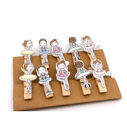 Wooden pins - dancers  - 30 x 25 mm